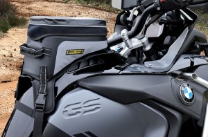 Photo of SE-4008 Hurricane Adventure Tank Bag Installed on BMW GS